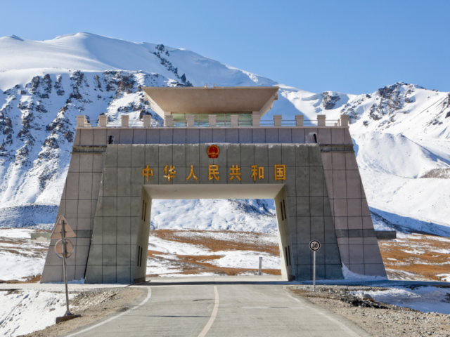 Get Yourself Mesmerized at one of the peaks of Pakistan - Khunjerab Pass