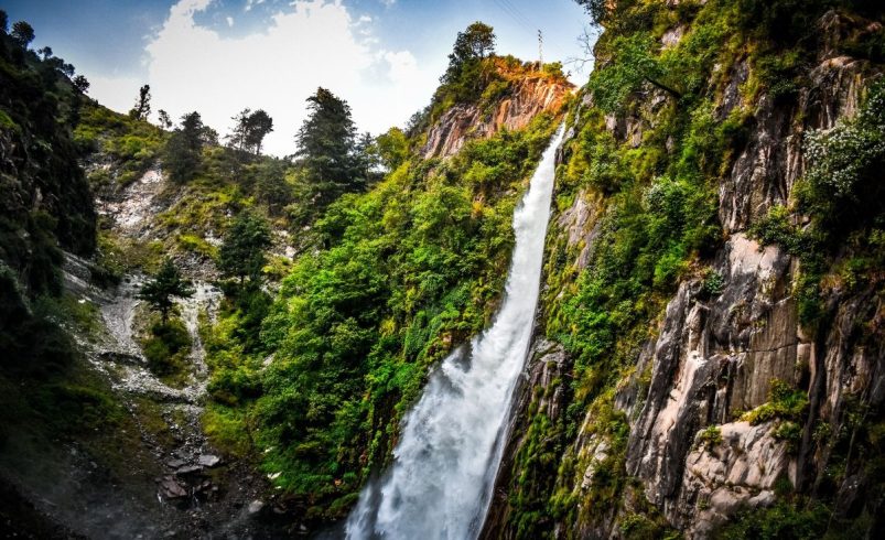 Exploring the Majestic Waterfalls of Pakistan