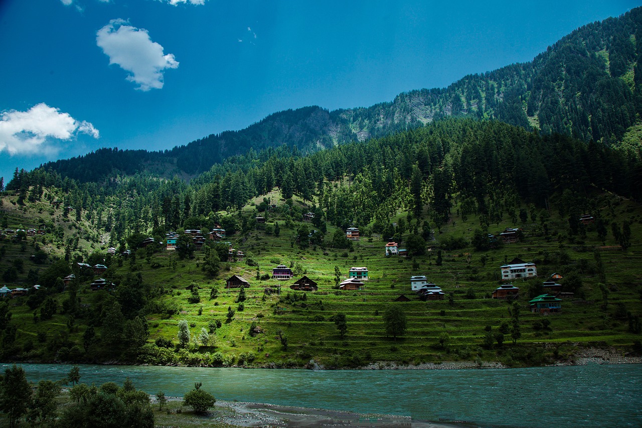 Hidden Alpine Paradise in Ratti Gali Lake