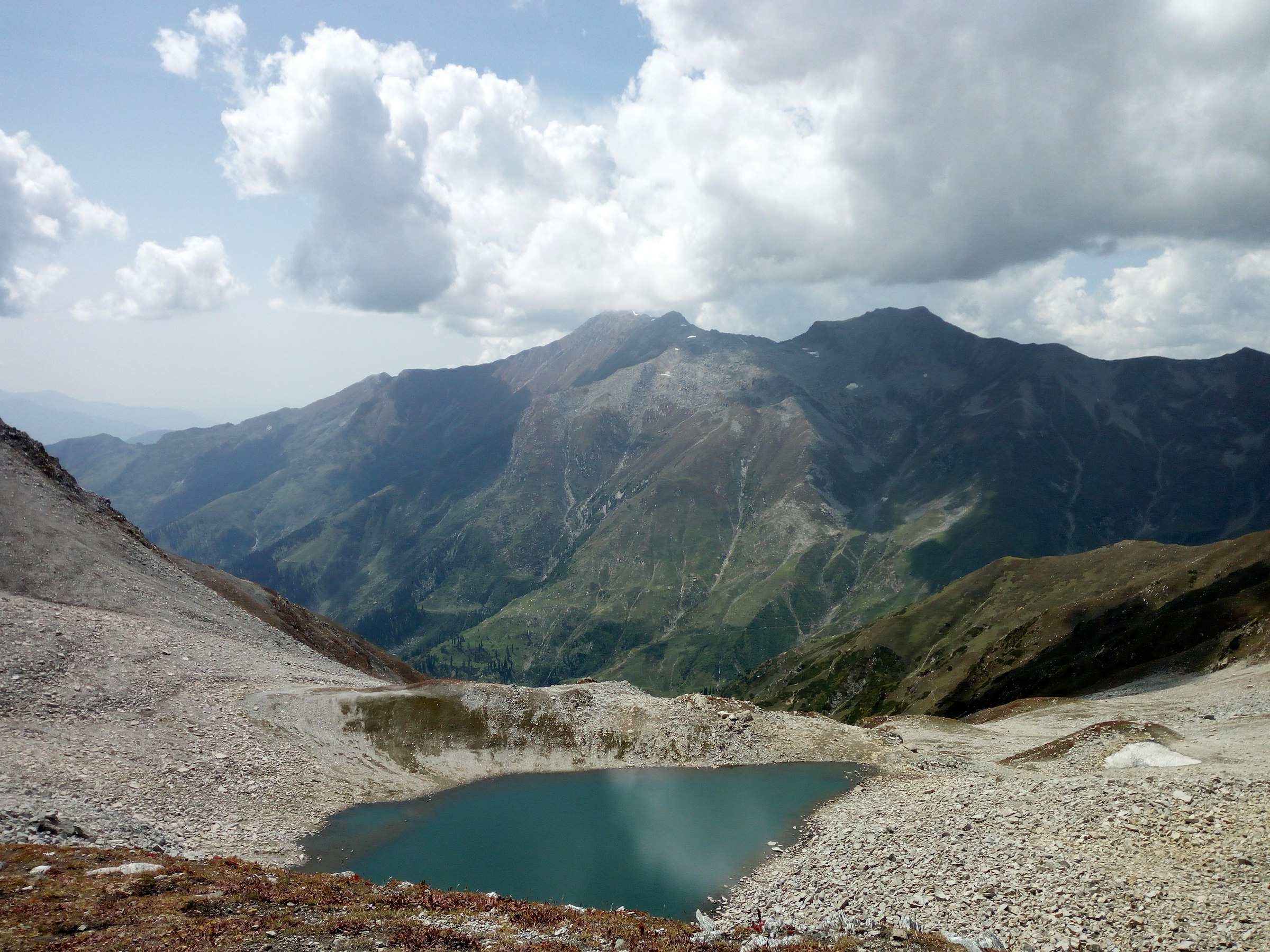 Hiking Adventures in Naran and Kaghan Valleys