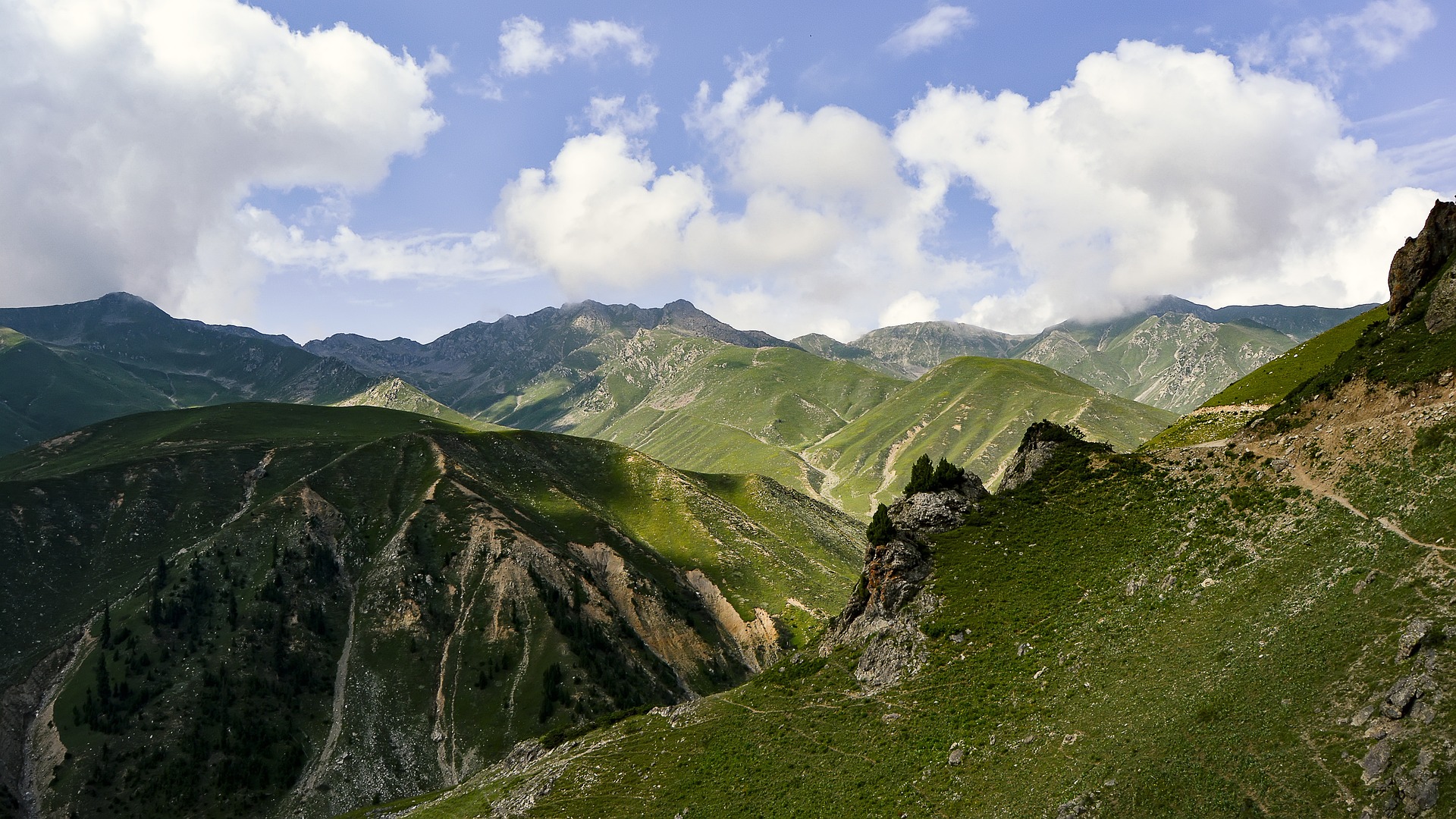 Exploring the Diverse Landscapes of Pakistan – A Traveler’s Diary