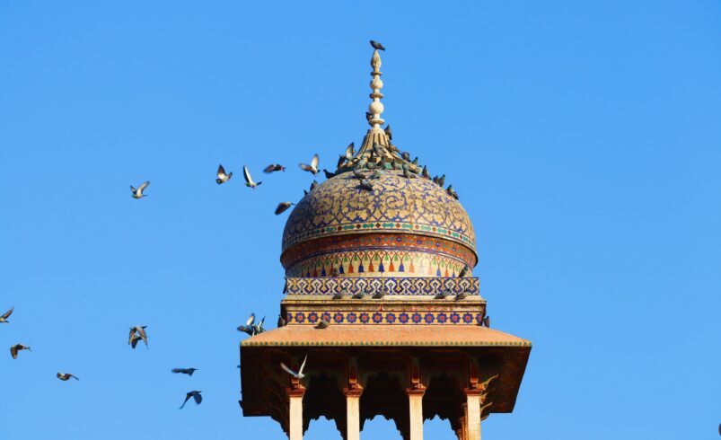 Spiritual Journeys: Sufi Shrines in Pakistan to Experience Tranquility