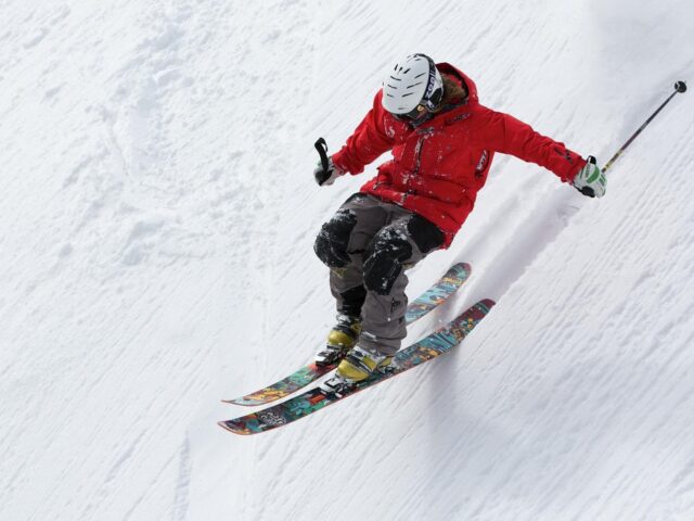 skiing