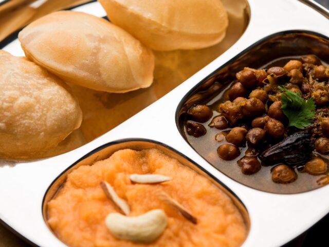 halwa-poori-chana